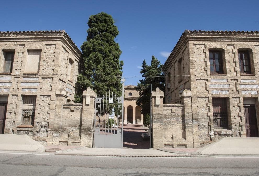 El cementerio de La Cartuja no debe cerrar en fin de semana